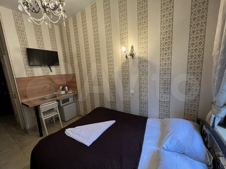 Комната 15,9 м² в 8-к., 2/4 эт.