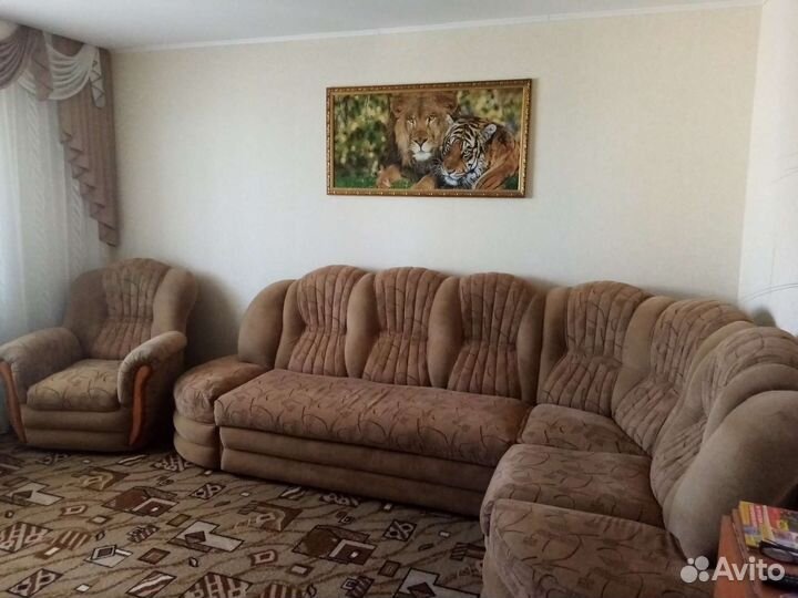 Диван и кресло