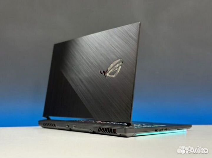 Asus Rog Strix 17.3 144 Core i7 16G озу RTX2060 6G