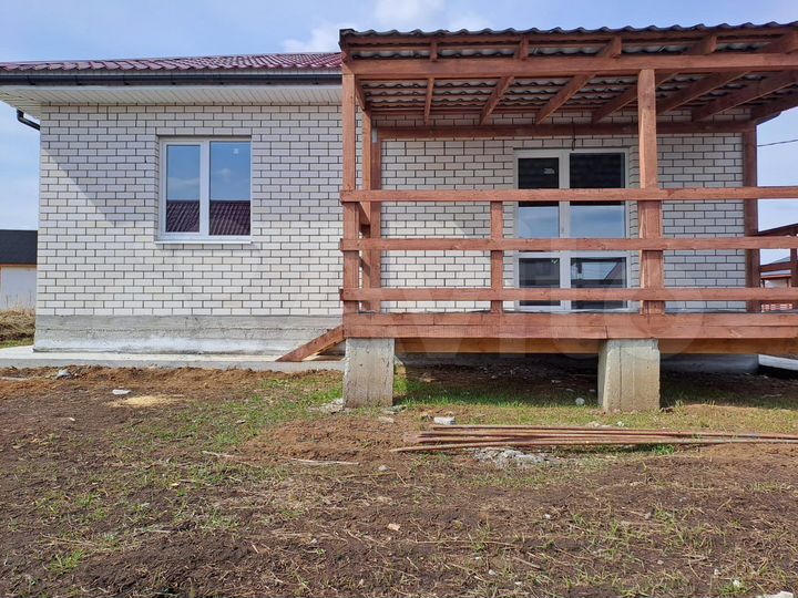 Коттедж 115 м² на участке 8 сот.