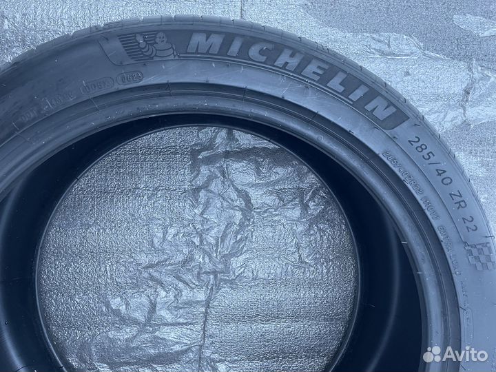 Michelin Pilot Sport 4 S 285/40 R22 110Y