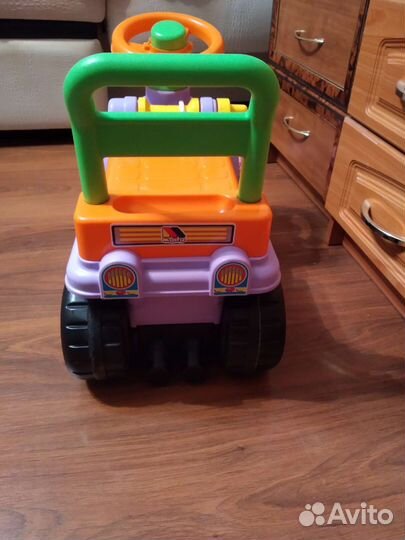 Машинка каталка