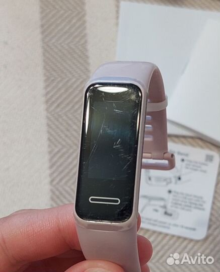 Huawei band 4