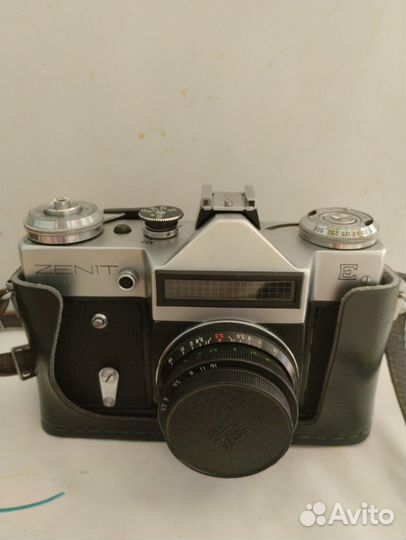 Пленочный фотоаппарат Зенит Е СССР