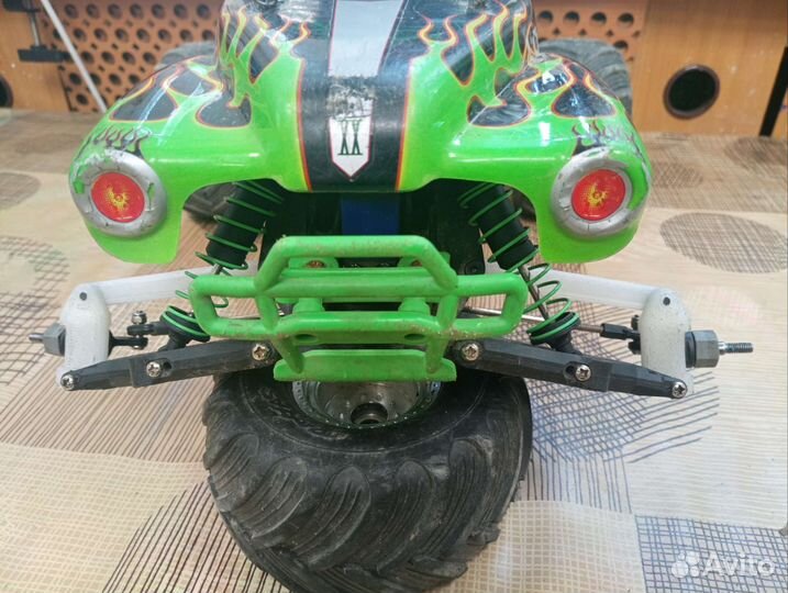 Запчасти на модели Traxxas 2WD