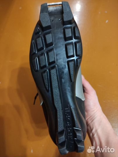 Лыжные ботинки SNS крепление 42 размер