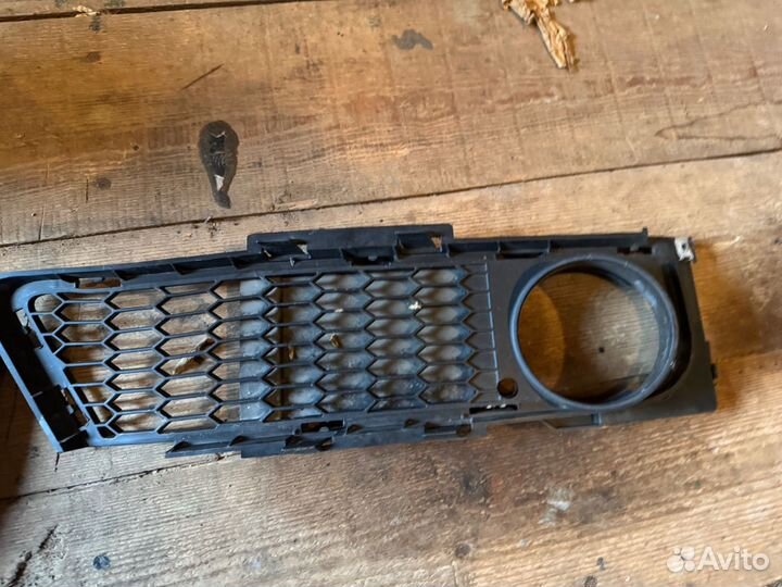 Решетки на m бампер е90