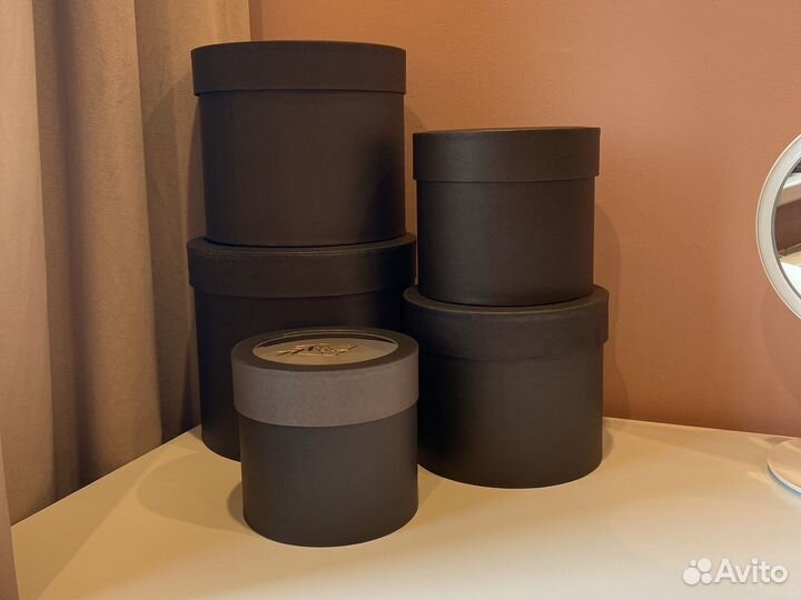 Шляпные коробки для цветов подарков