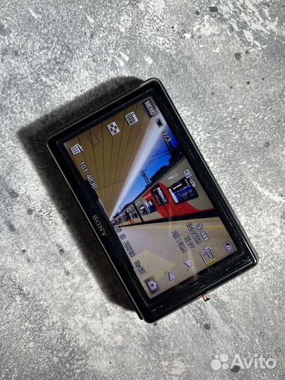 Компактный фотоаппарат Sony DSC TX9