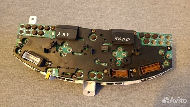 Панель приборов Nissan Maxima A33