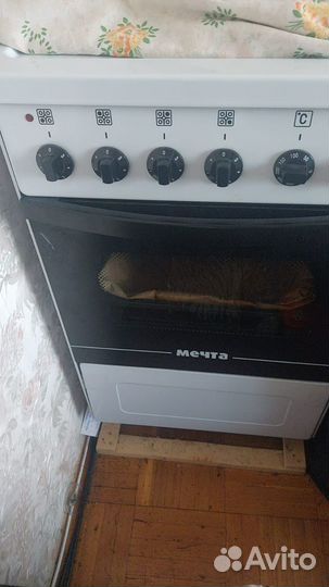 Электрическая плита с духовкой новая