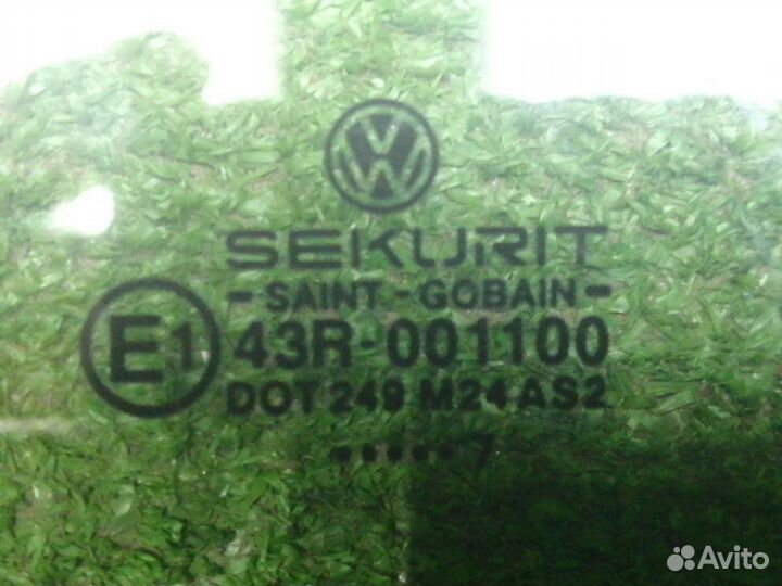 Стекло двери переднее правое Volkswagen
