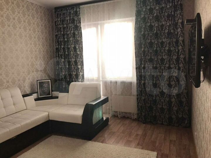 2-к. квартира, 53 м², 14/17 эт.