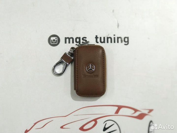 Ключница универсальная Mercedes коричневая