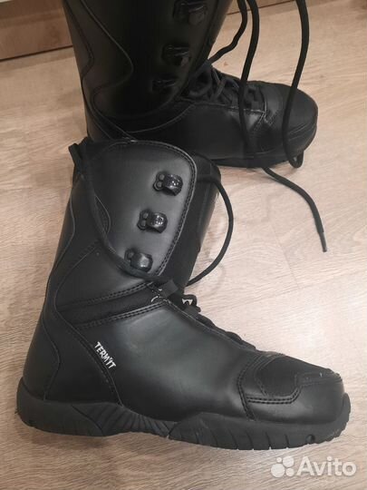 Сноубордические ботинки 42