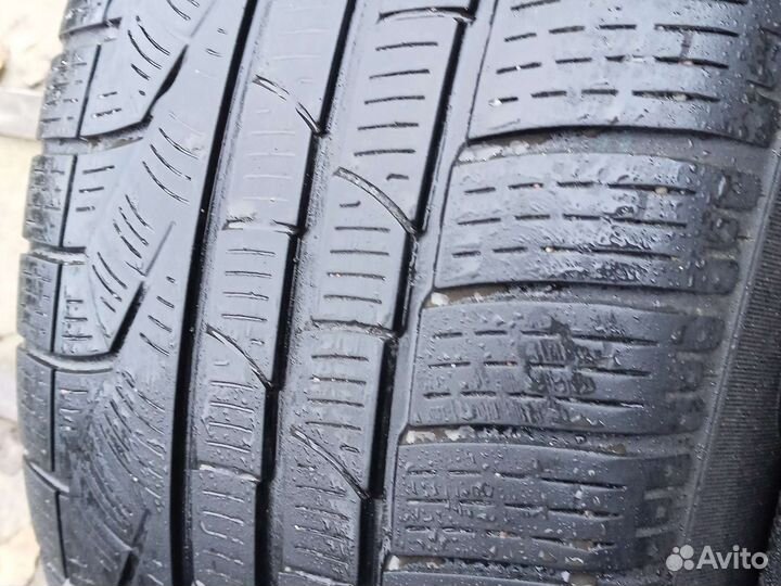 Pirelli Winter Sottozero 210 245/50 R18