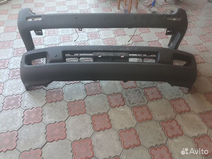 Продается бампер таете лэнд крузер 100 2007г