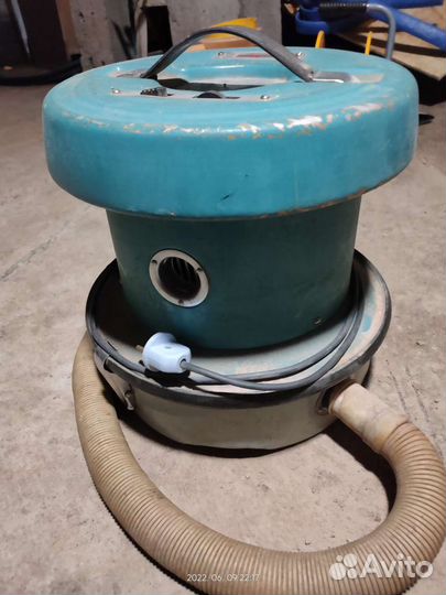 Пылесос Урал пн-600. Сделано в СССР