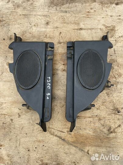 Авео т200 кронштейн держатель полки пластик