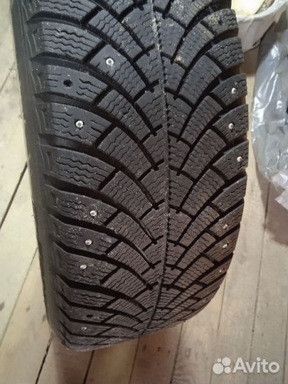 Bfgoodrich Winter 2 T/A 215/65 R16