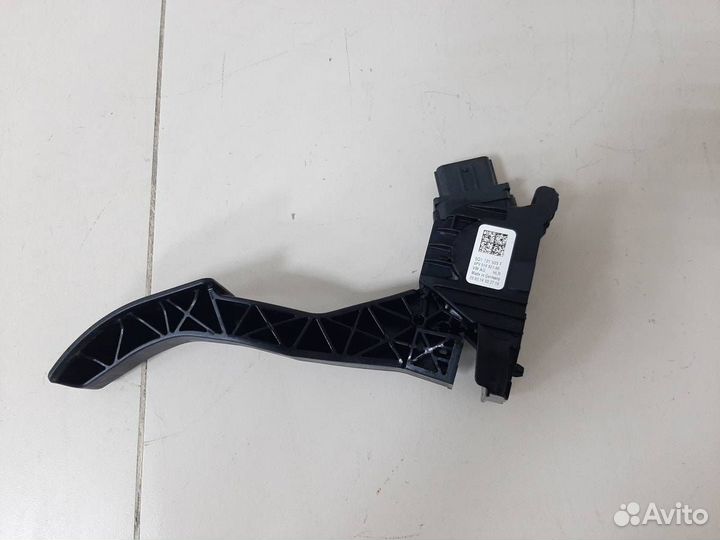 Педаль газа Skoda Octavia A7 2013