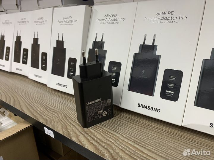 Блок для телефон