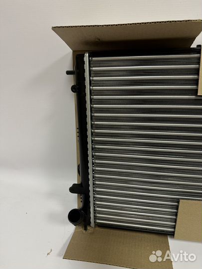 Радиатор Охлаждения Largus (Рено двс)