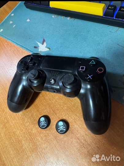 Sony playstation 4 pro + геймпад