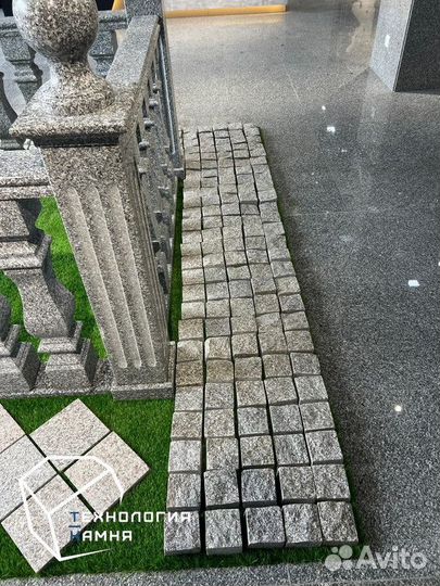 Плиты мощения из гранита / Гранитные изделия