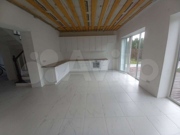 Дом 126 м² на участке 5 сот.