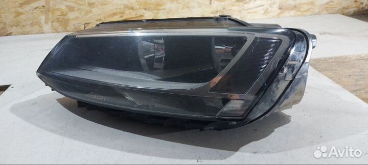 Фара галогеновая передняя левая Volkswagen Jetta 6