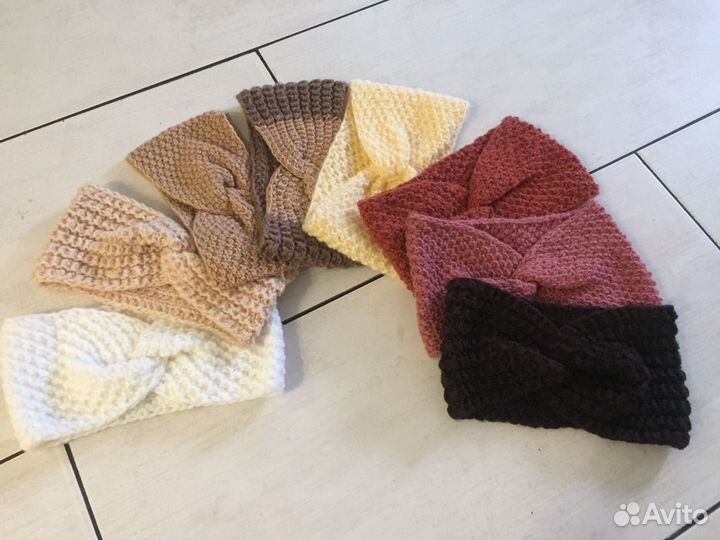 Повязка на голову вязаная