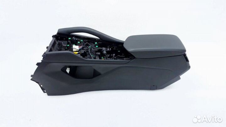 Б/У Б/У Центральная консоль Состояние отличное