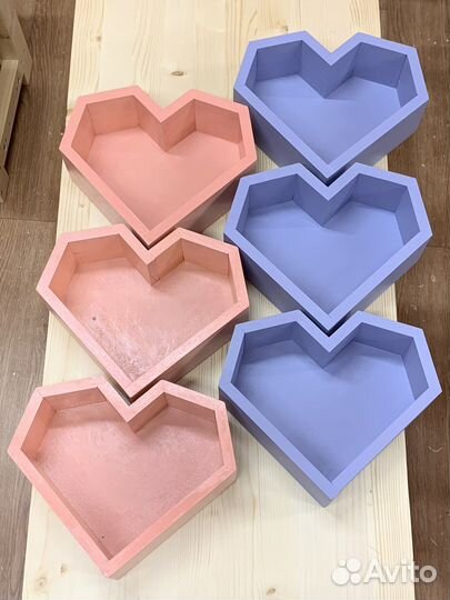 Ящик-сердце для цветов