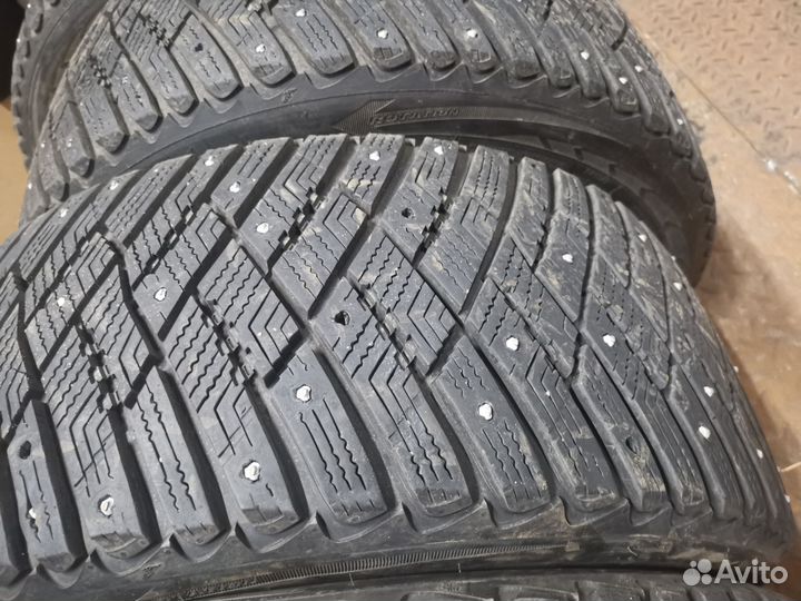 Goodyear Ultragrip Ice Arctic 235/45 R17