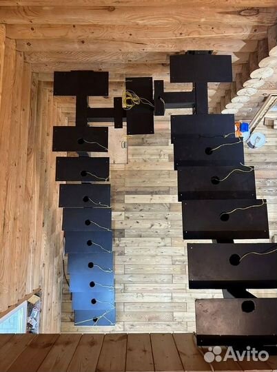 Лестница с площадкой на второй этаж