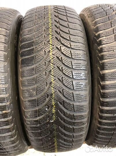 Michelin Alpin A4 215/60 R16 98W