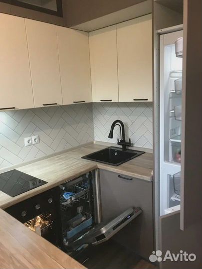Кухонный гарнитур в наличии