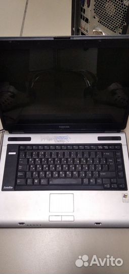 Ноутбук sattelite A100-220 на запчасти