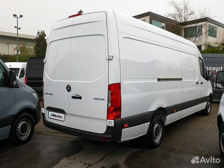 Mercedes-Benz Sprinter цельнометаллический, 2024