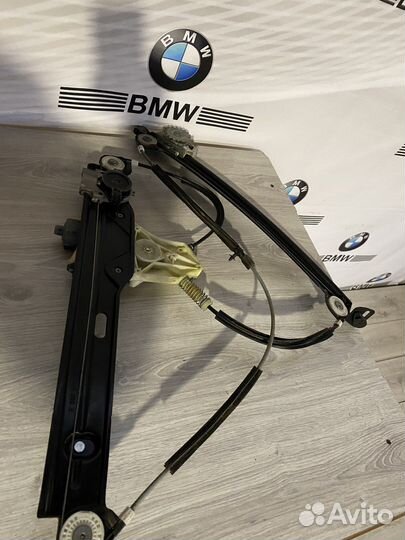 Стеклоподъемник передний левый BMW F07