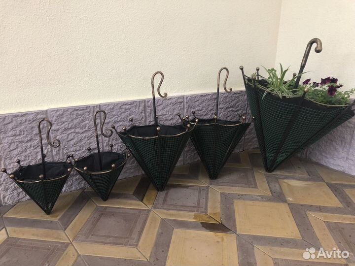 Продам вазоны, кашпо