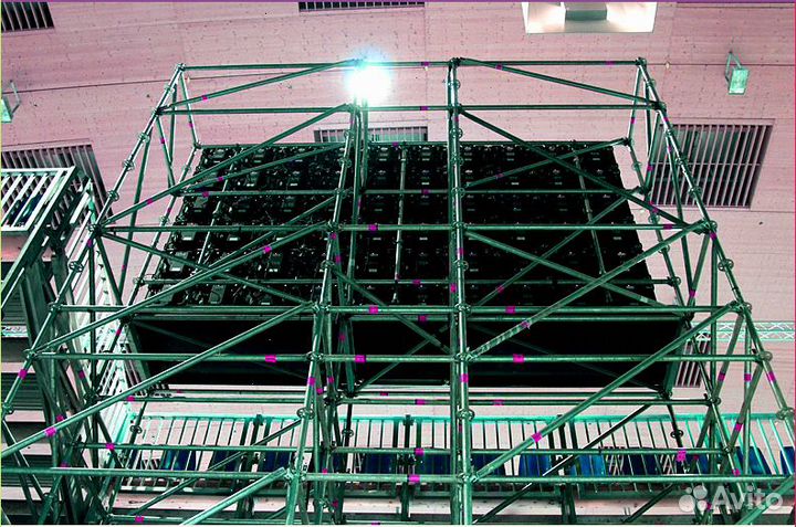 Сценические конструкции из лесов Layher