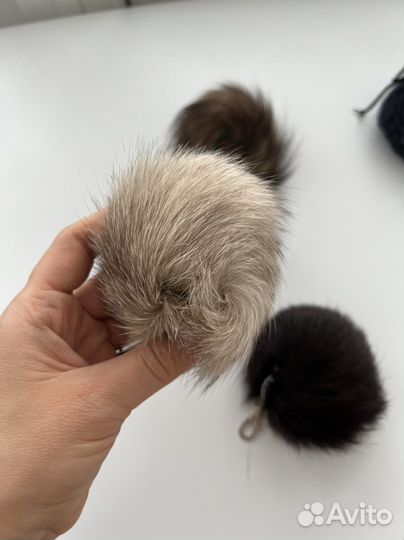 Натуральный меховой помпон