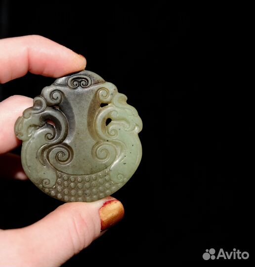 Артефакты из нефрита