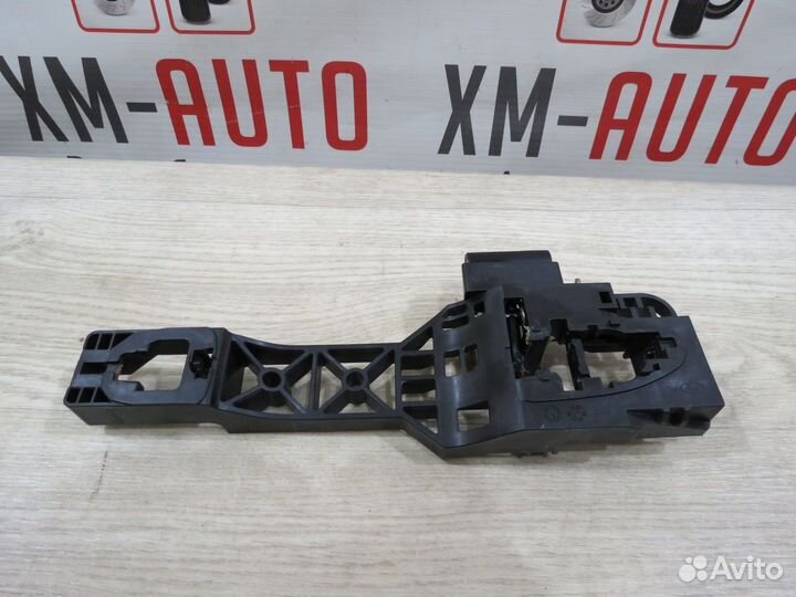 Кронштейн ручки передний левый Hyundai Creta 2