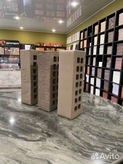 Керамический кирпич серый дерево жкз