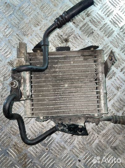 Маслянный радиатор Audi A6C5 2.5 дизель 4b0317021c