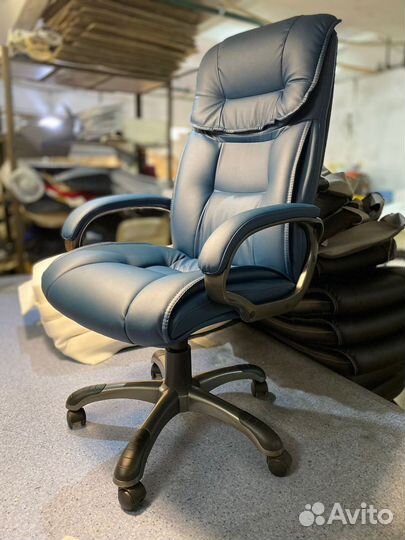 Компьютерное кресло