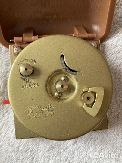 Продаю часы будильник Тайвань